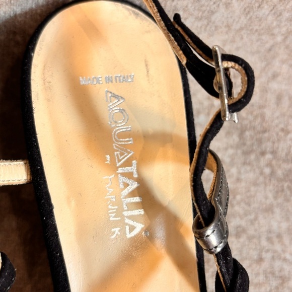 AQUATALIA Sz 10 Sandals With Animal Decor Strappy Low Wedge Suede Leather - Picture 4 of 8